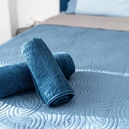 Colorful アパート エギオ