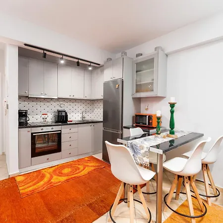 Apartament Colorful Ejo